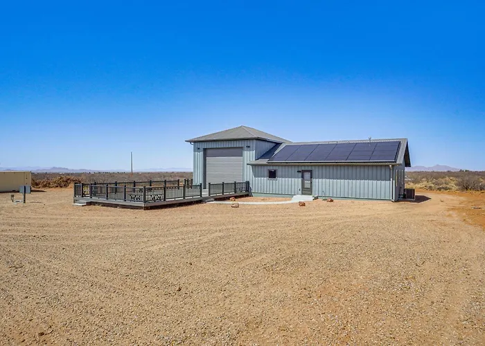 Stargazer's Delight: Mtn-view W/ Deck! Holiday home *